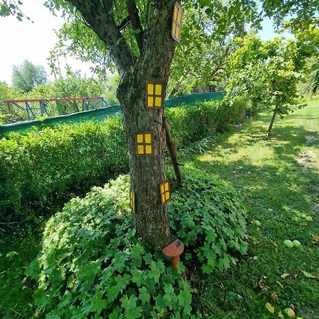 Kuca Za Odmor Bajtica Villa Jesenovec Kültér fotó