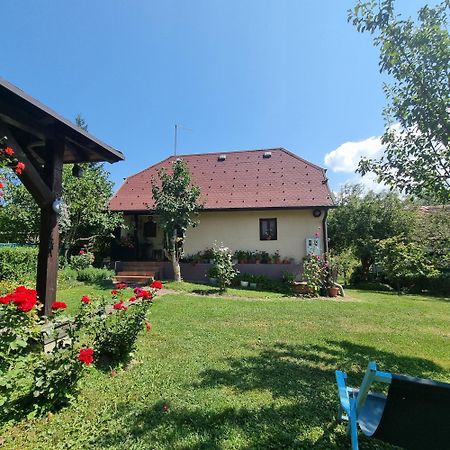 Kuca Za Odmor Bajtica Villa Jesenovec Kültér fotó