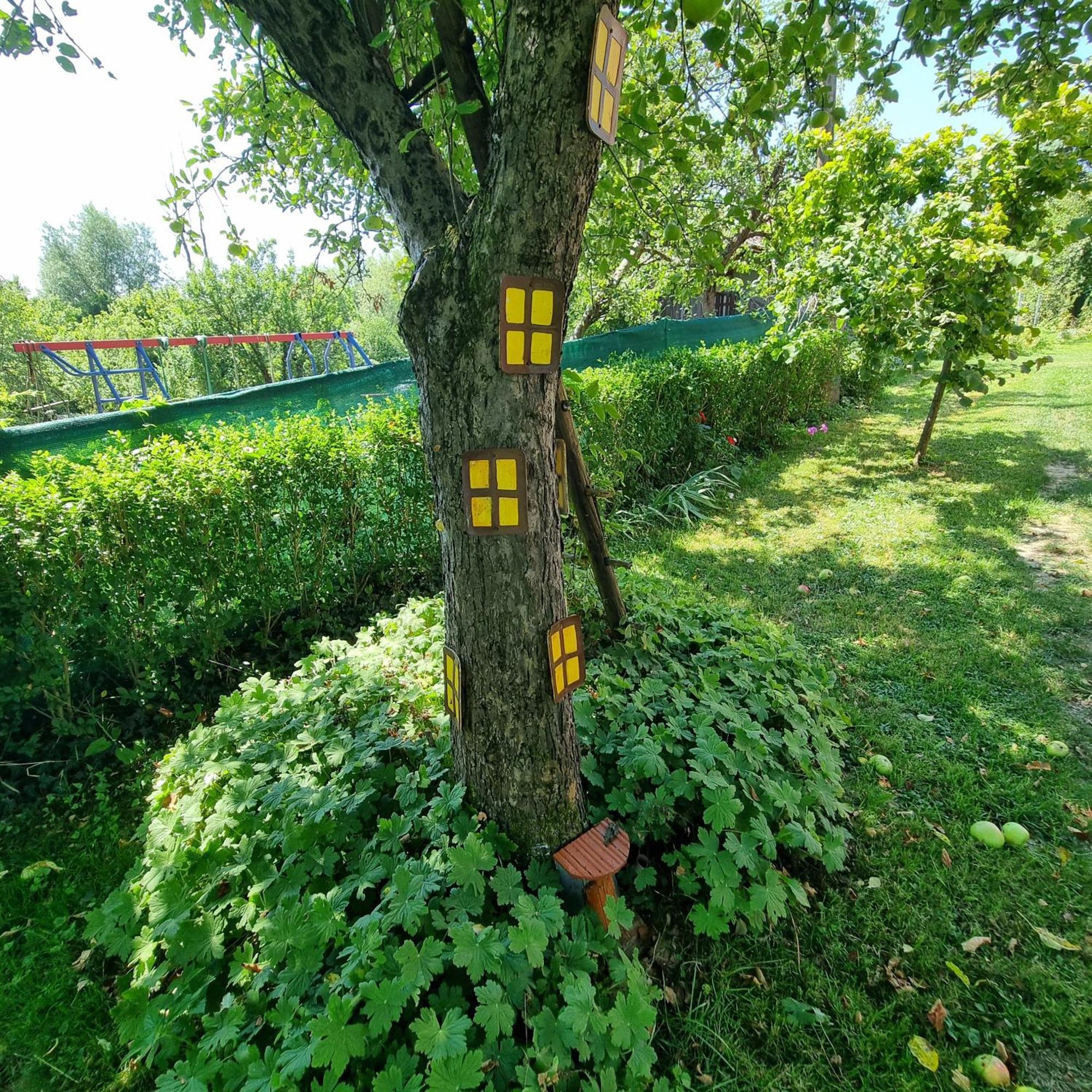 Kuca Za Odmor Bajtica Villa Jesenovec Kültér fotó