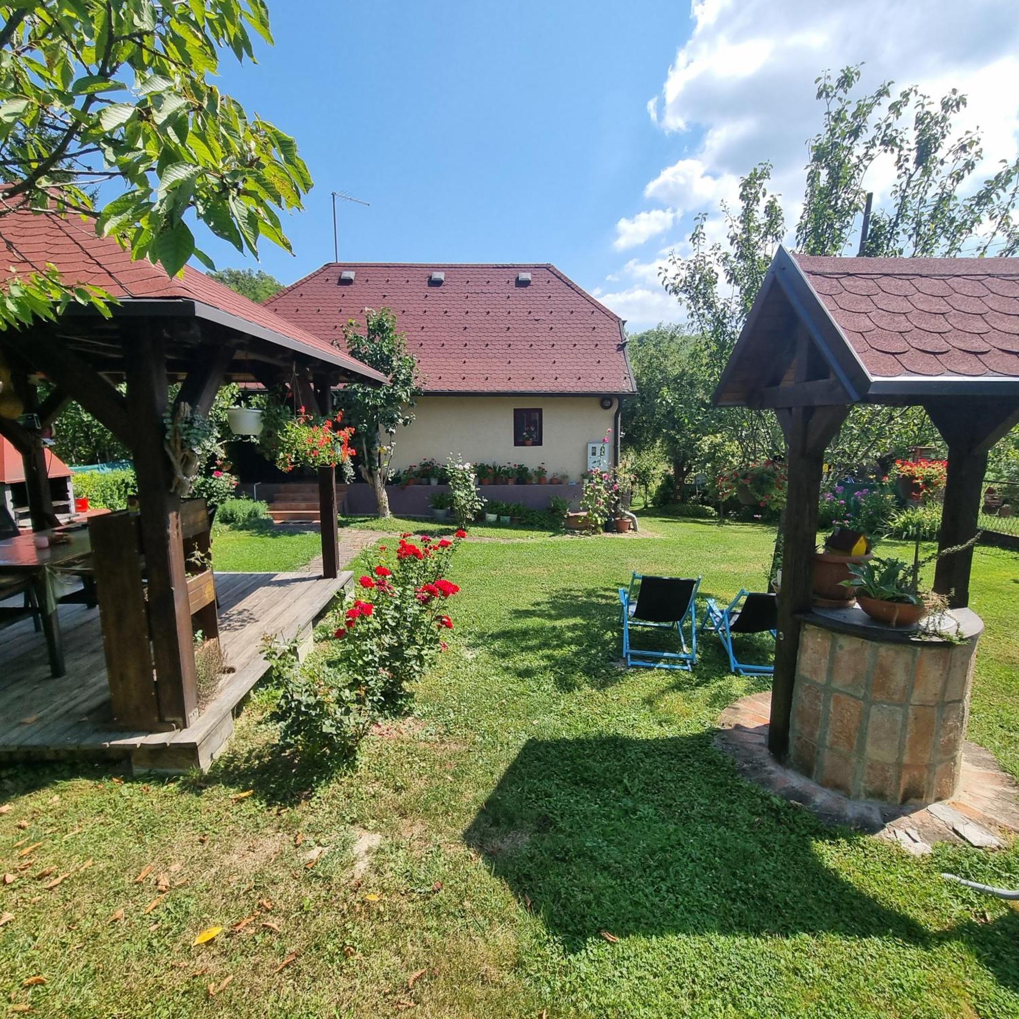 Kuca Za Odmor Bajtica Villa Jesenovec Kültér fotó